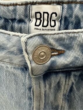 BDG Light Wash Denim‎ Jeans in Pale Blue
